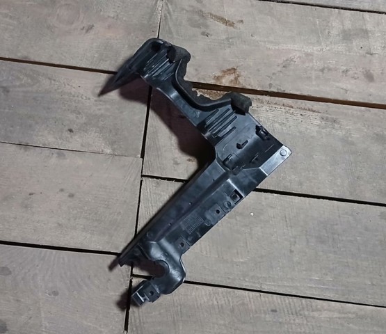 VOLVO 31298096 Подставка аккумулятора в наличии Ужгород