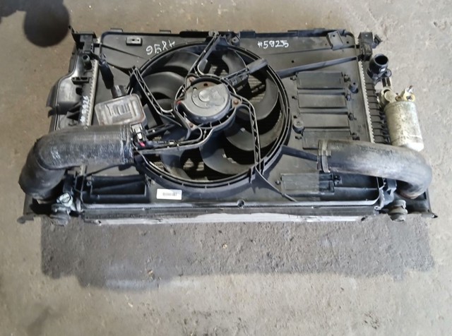VOLVO 32224829 Радиатор в наличии Ирпень