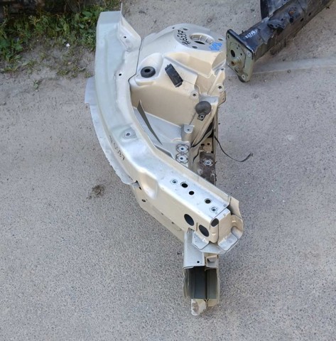Лонжерон передний правый 32377205 VOLVO