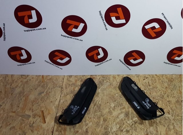 71107TVAA00 HONDA Заглушка (решетка) противотуманных фар бампера переднего левая купить в Днепр