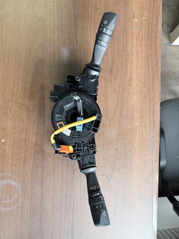 Датчик угла поворота руля 8924512040 TOYOTA
