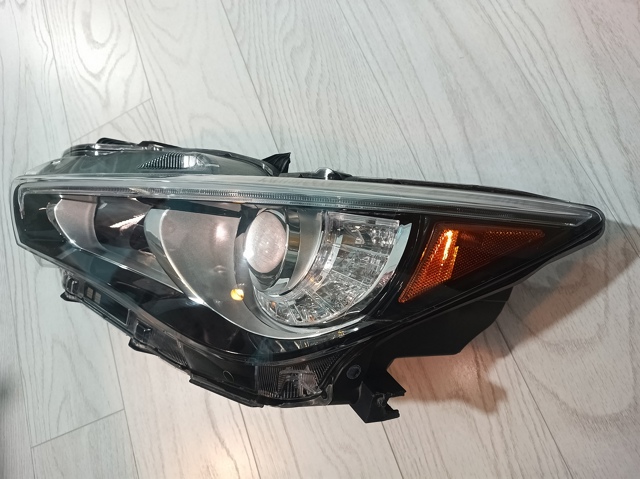 260604HB0B NISSAN Левая фара купить в Днепр