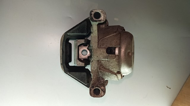 Подушка мотора правая 4G0199381MK VAG