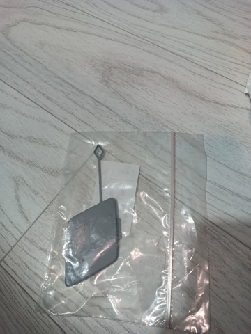 51117332682 BMW Заглушка бампера буксировочного крюка передняя купить в Николаев