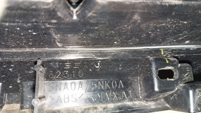 623105NA0A Решетка радиатора купить Житомир