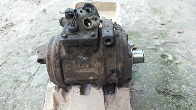 Компрессор климатической установки 8832060691 DENSO