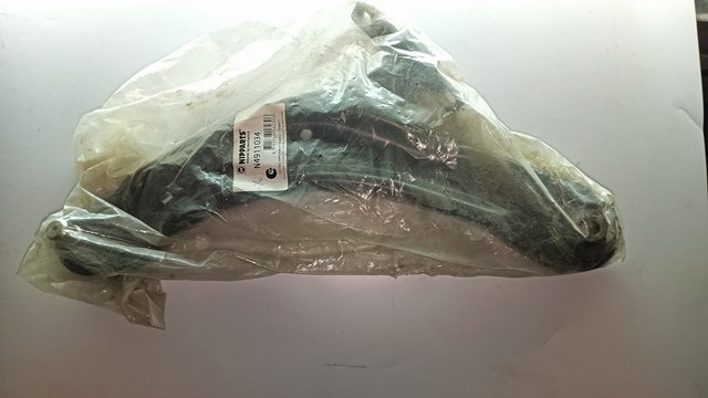 Рычаг передней подвески нижний, правый N4911034 NIPPARTS