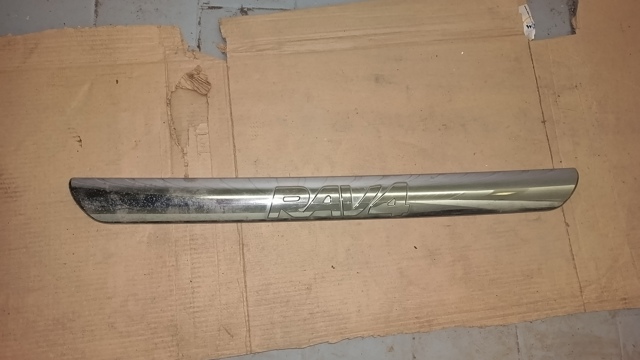 Накладка бампера переднего PZ415X095200 TOYOTA