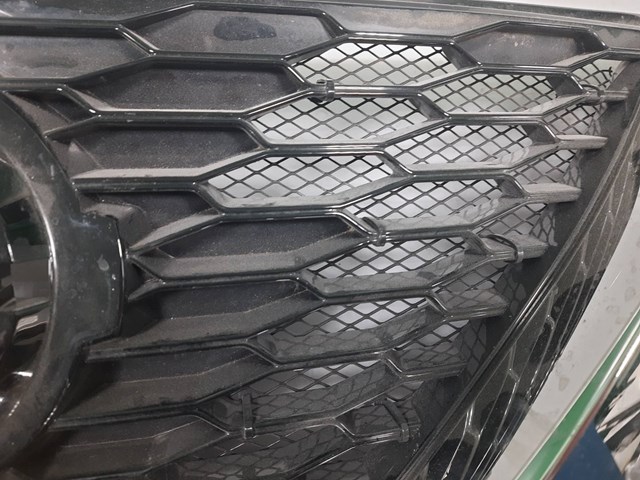 NISSAN 62310HV2 Решетка радиатора в наличии Каменское
