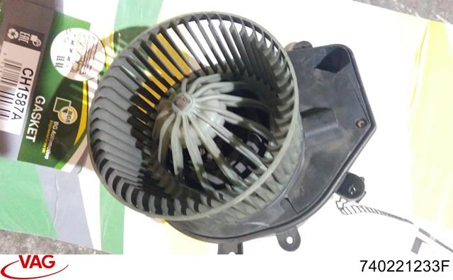 Мотор вентилятора печки (отопителя салона) 740221233F