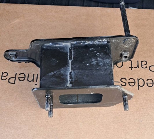 86641CV100 HYUNDAI Кронштейн усилителя заднего бампера купить в Кривой Рог