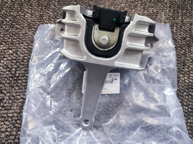 21810F2000 HYUNDAI Правая подушка двигателя купить в Кривой Рог