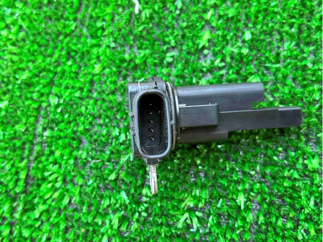 Расходомер воздуха 1525A021 MITSUBISHI