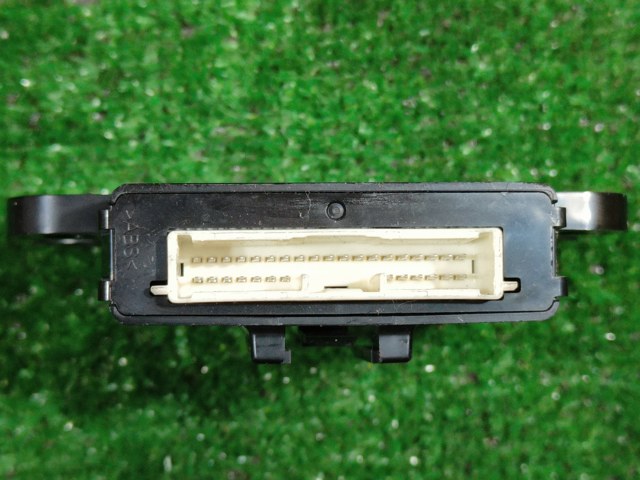 MITSUBISHI 1640A001 в наличии Ровно