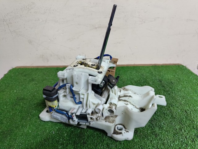 MITSUBISHI 2400A049 Механизм переключения передач (кулиса, селектор) в наличии Сумы