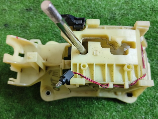 2400A378 MITSUBISHI Кулиса переключения передач купить в Кривой Рог