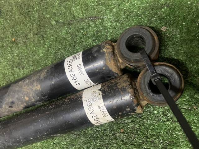 4162A366 MITSUBISHI Сайлентблок амортизатора заднего купить в Ирпень