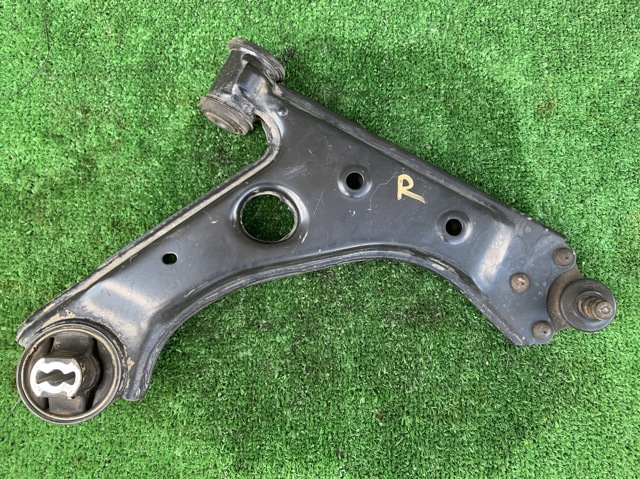 Передний нижний рычаг 51810664 FIAT
