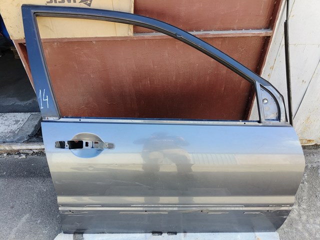 Пассажирская передняя дверь 5700A168 MITSUBISHI