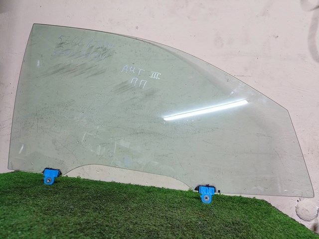 5706A584 MITSUBISHI Стекло двери передней правой купить в Сумы