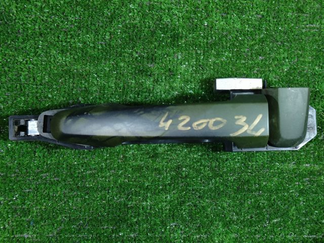 Держатель наружной ручки двери, задней левой 5716A035 MITSUBISHI