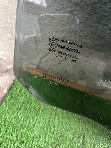 MITSUBISHI 5736A324 Стекло двери задней правой в наличии Николаев