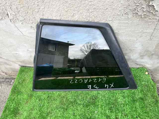 Стекло багажного отсека, правое 6121A022 MITSUBISHI