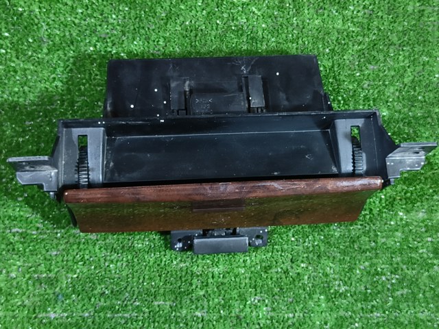 SUZUKI 7384065J00BGS в наличии Винница