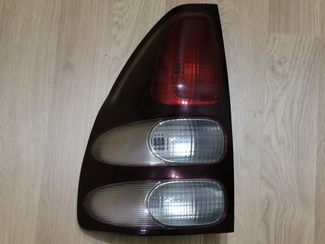 Задняя левая фара 8156160620 TOYOTA