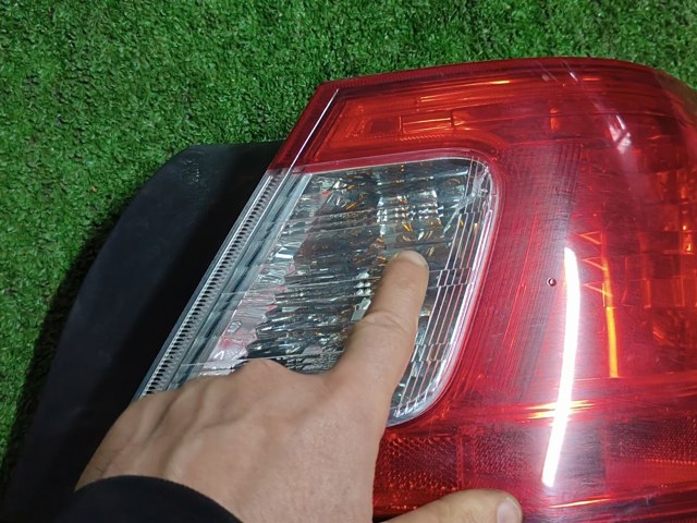 8330A368 MITSUBISHI Фонарь задний правый купить в Черкассы
