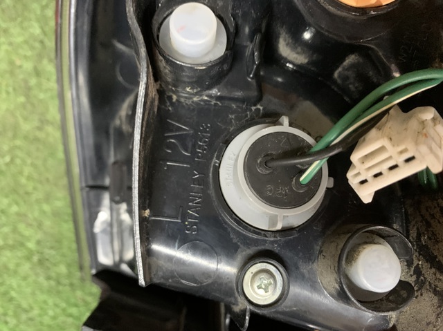 8330A623 MITSUBISHI Фонарь задний левый внешний купить в Сумы