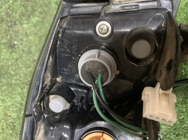 8330A624 MITSUBISHI Фонарь задний правый внешний купить в Украина