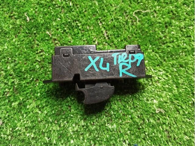 MITSUBISHI 8608A061 Кнопочный блок управления стеклоподъемником передний левый в наличии Львов