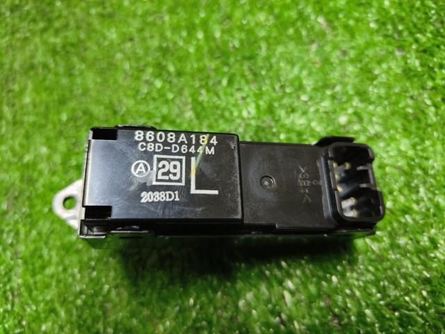 MITSUBISHI 8608A184 Кнопка включения мотора стеклоподъемника задняя левая в наличии Черновцы