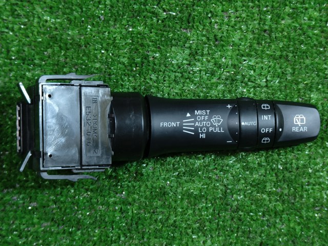 Правый подрулевой переключатель  8612A021 MITSUBISHI