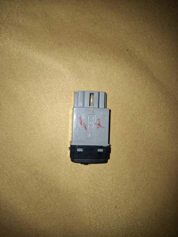 MITSUBISHI 8614A038 Кнопка (регулятор) корректора фар в наличии Киев