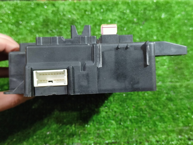 8637A824 MITSUBISHI Блок предохранителей купить в Кривой Рог