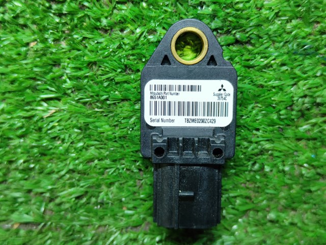 8651A001 MITSUBISHI Датчик удара купить в Чернигов