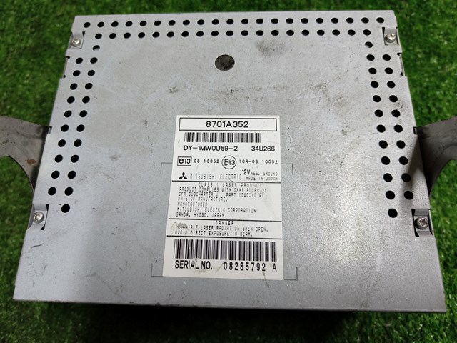 MITSUBISHI 8701A352 Магнитола в наличии Черновцы