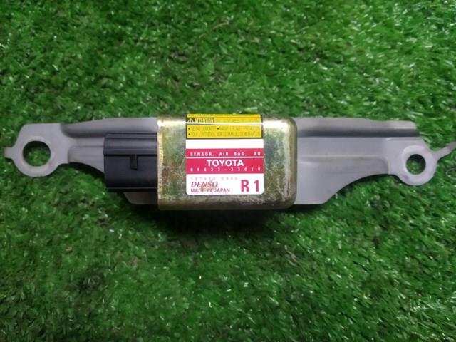 Датчик Айрбег передний 8983333010 TOYOTA