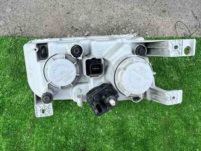 HYUNDAI 921013AXXX Фара левая в наличии Житомир