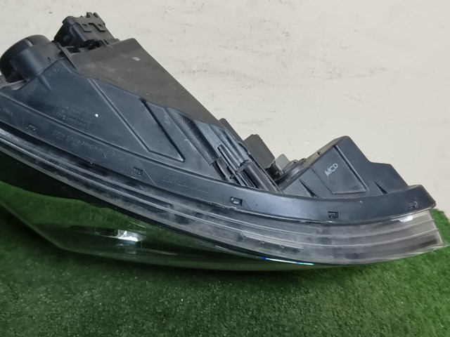 921021WXXX HYUNDAI Фара правая купить в Запорожье