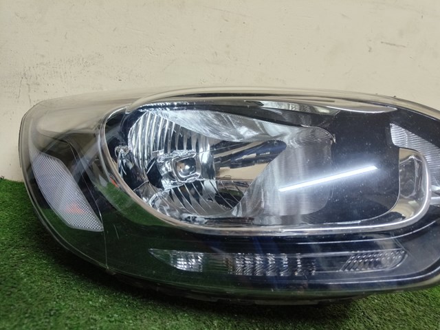 921021WXXX HYUNDAI Правая фара купить в Ужгород