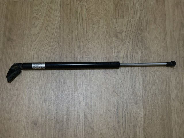 Амортизатор для багажника газовый EG2162620D MAZDA