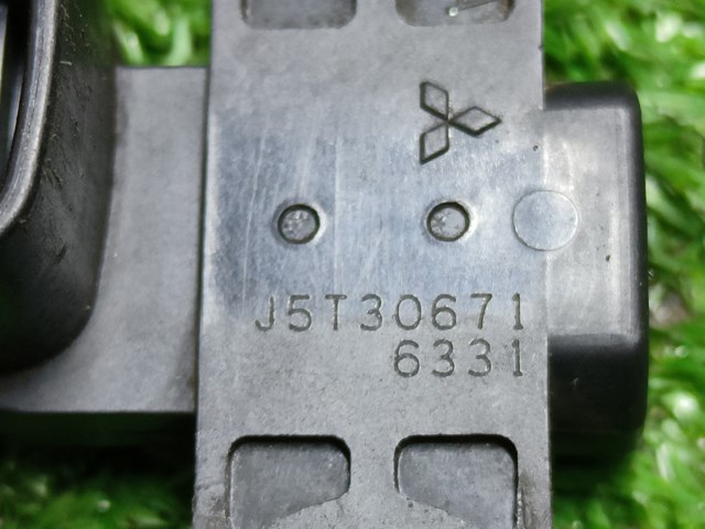 J5T30671 MITSUBISHI Датчик положения (оборотов) коленвала купить в Киев