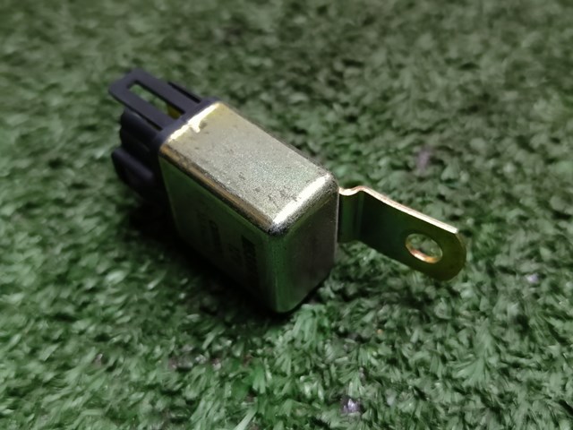 MB399789 MITSUBISHI Реле противотуманной фары купить в Кривой Рог