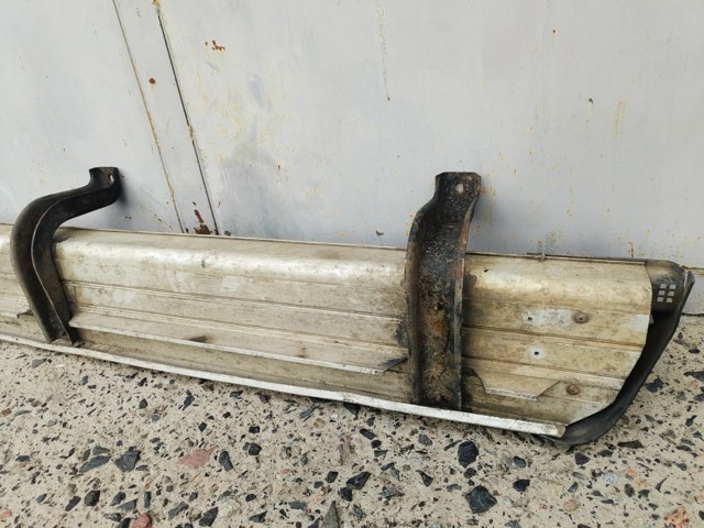 MN146128 MITSUBISHI Подножка правая купить в Черкассы