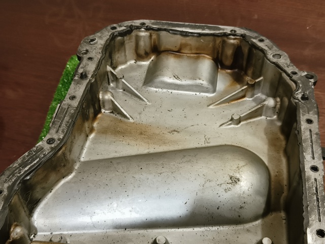 MN187643 MITSUBISHI Поддон масляный картера двигателя, верхняя часть купить в Ровно