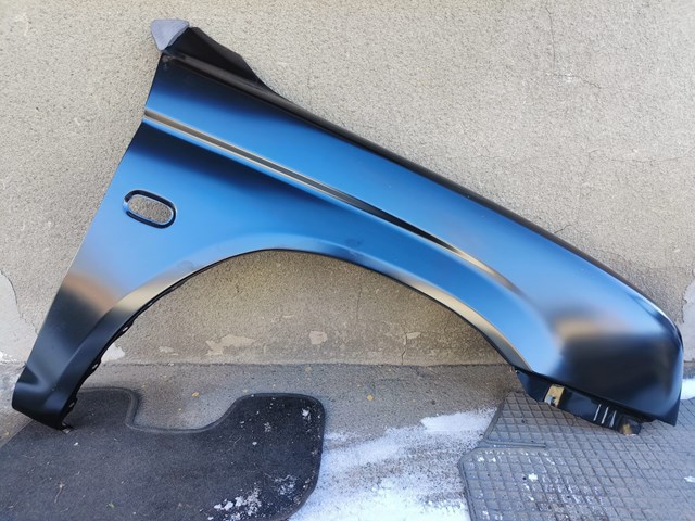 Боковая часть передняя правая MR157010 MITSUBISHI