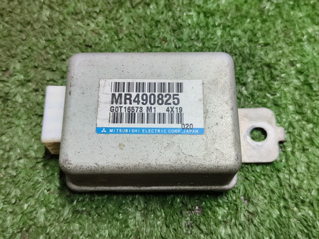 Модуль управления круиз-контролем MR490825 MITSUBISHI